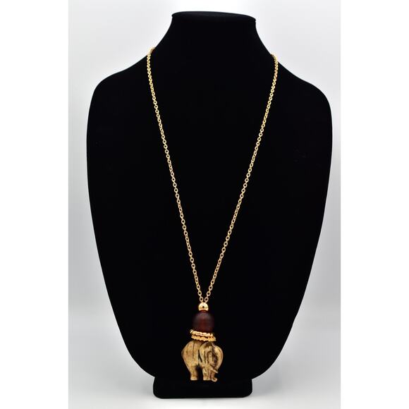 Vintage Resin Elephant Pendant Lucite Amber Gold Tone Chain Chunky 1980s Bin2 - Picture 3 of 11